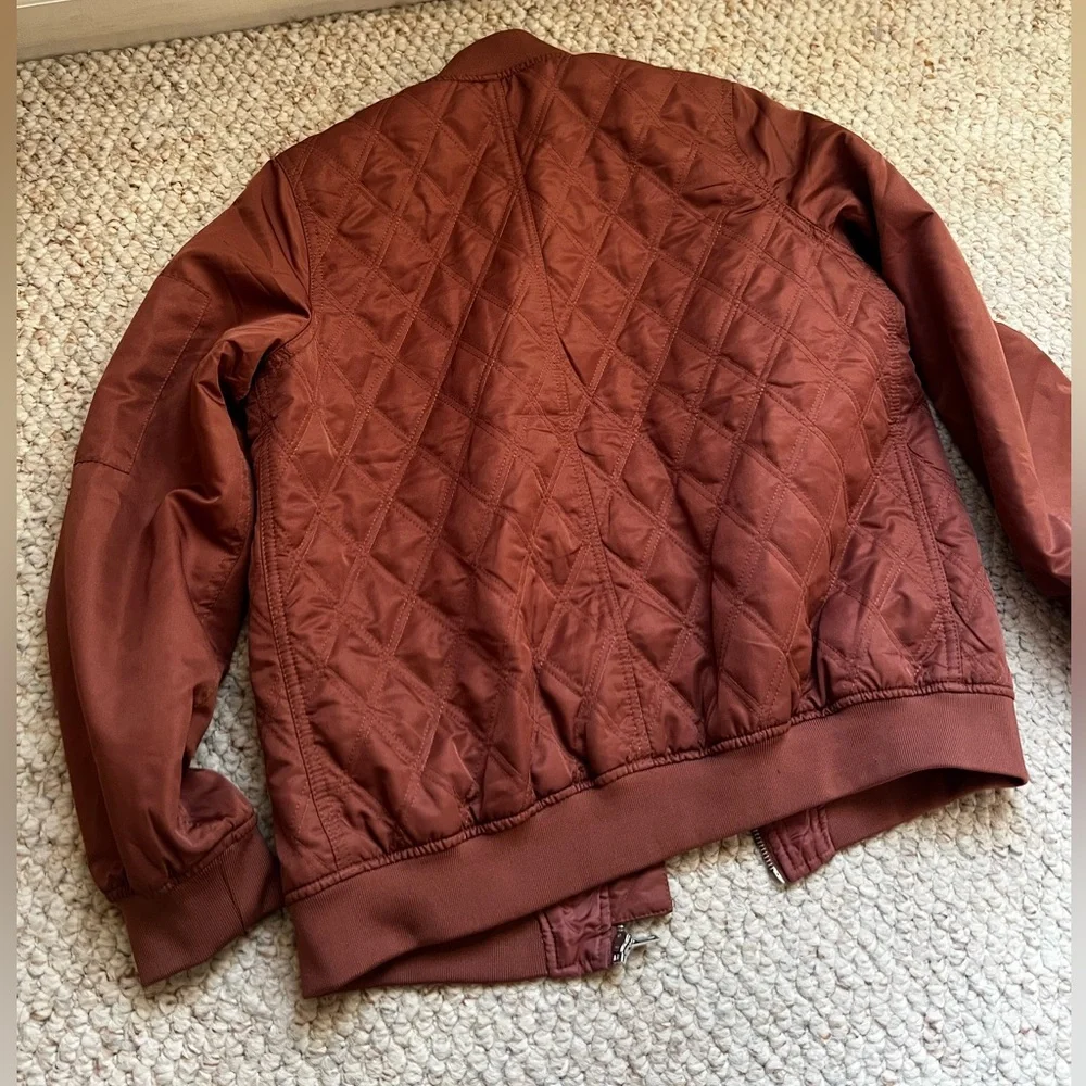 Light Jacket - Picture 4 of 4